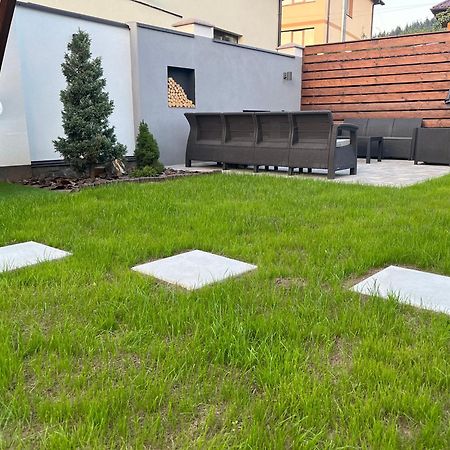 Гірський Кришталь Lägenhet Skole Exteriör bild