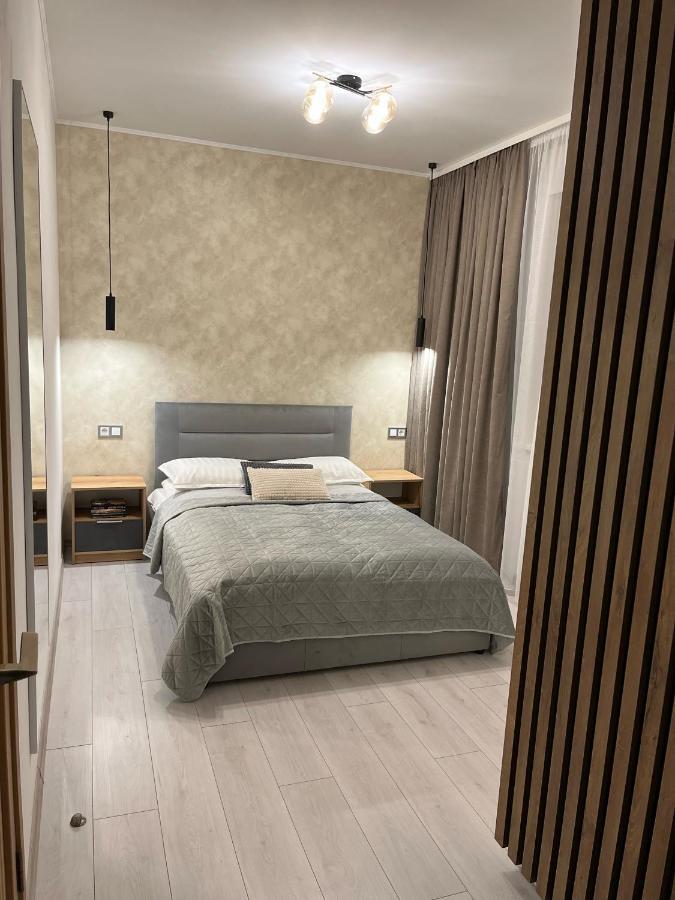 Гірський Кришталь Lägenhet Skole Exteriör bild