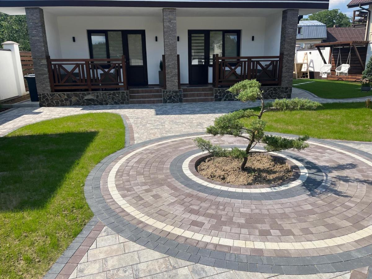 Гірський Кришталь Lägenhet Skole Exteriör bild