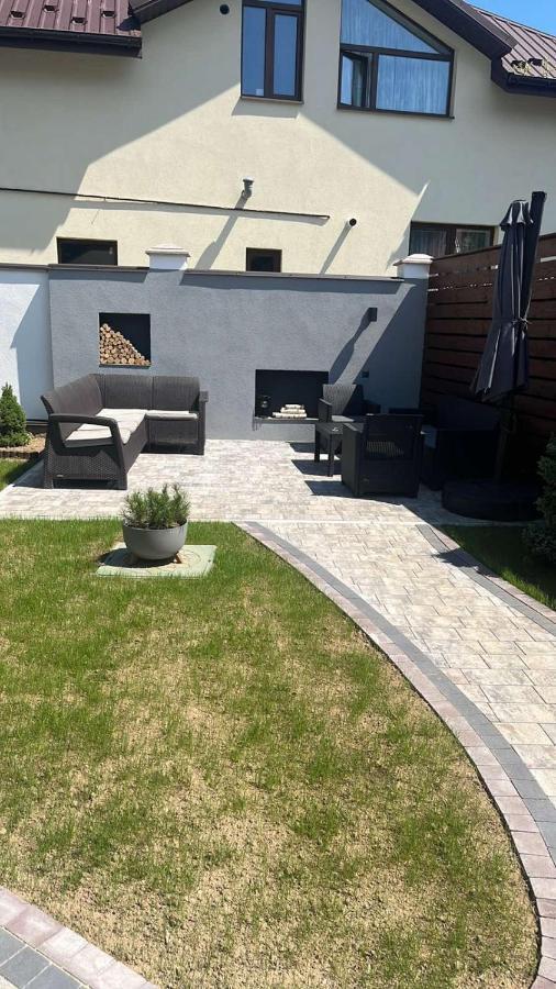 Гірський Кришталь Lägenhet Skole Exteriör bild